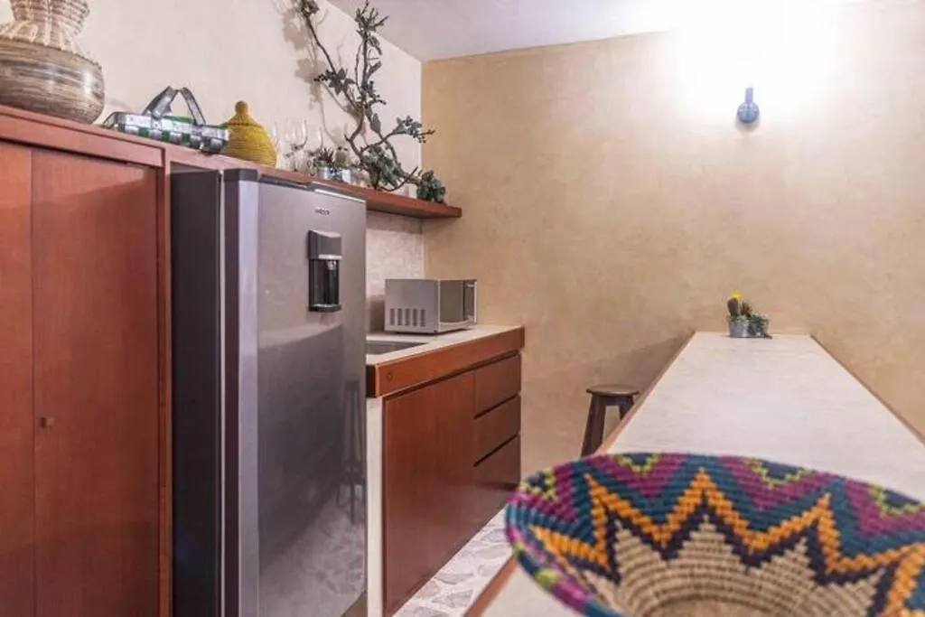Casa Itinerante, Santa Ana / Merida, Centro.